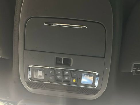 Used 2023 Ford F150 Platinum image 23