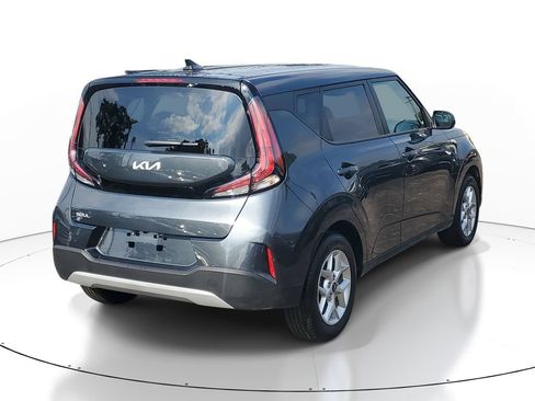 Used 2025 Kia Soul S FWD image 4