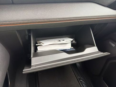 Used 2022 GMC Sierra 1500 AT4 w/ Technology Package image 40