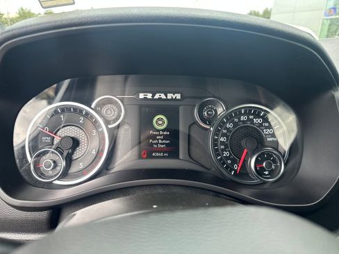 Used 2024 RAM 2500 Big Horn w/ Off Road Package image 15