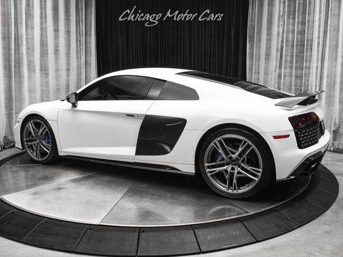 Used 2021 Audi R8 V10 performance w/ R8 Performance Design Package image 3