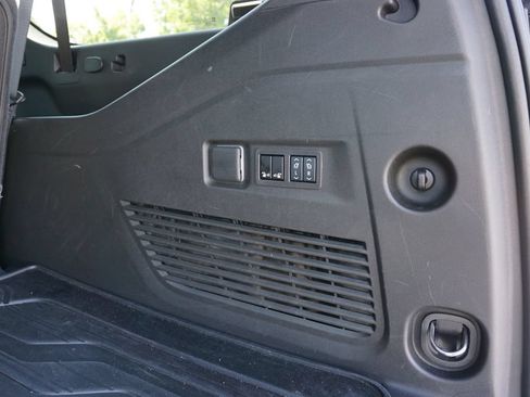 Used 2026 GMC Yukon XL Denali Ultimate AWD/4WD image 35