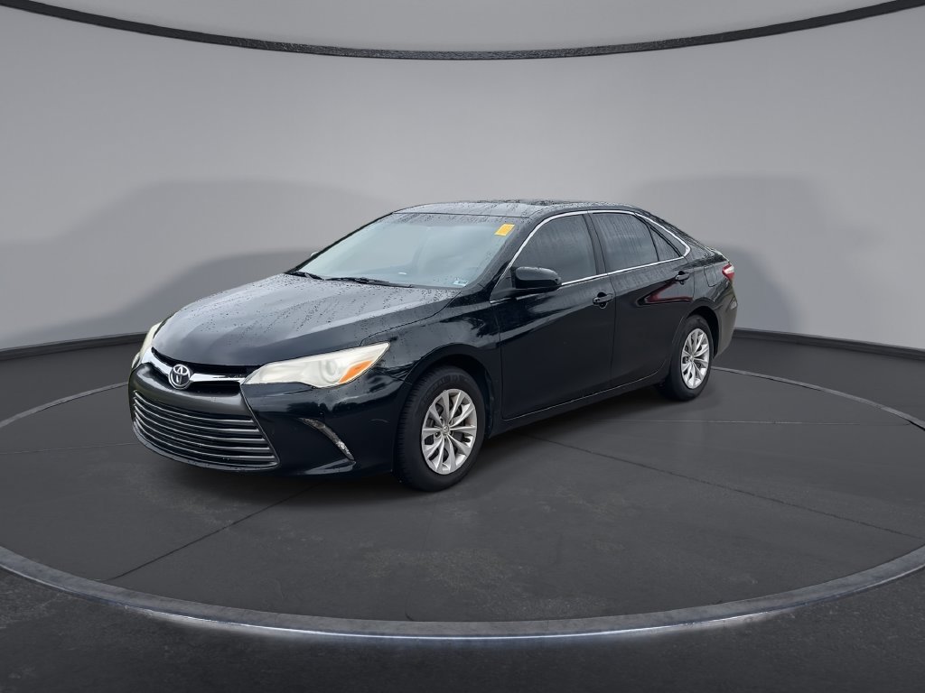 Used 2016 Toyota Camry LE FWD image 4