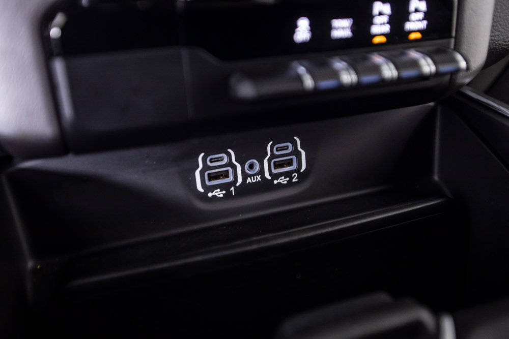 Used 2021 RAM 1500 Laramie w/ Sport Appearance Package AWD/4WD image 29