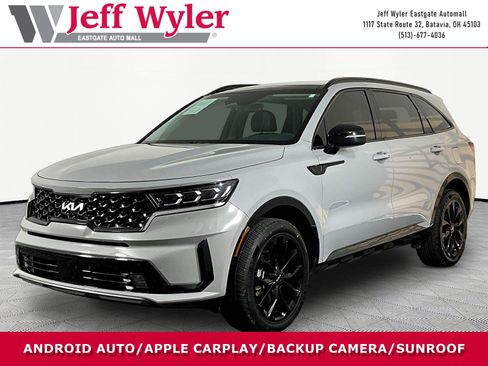 Used 2023 Kia Sorento SX AWD/4WD image 1