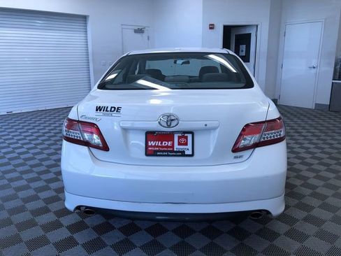 Used 2011 Toyota Camry SE w/ Fleet Convenience Pkg FWD image 6