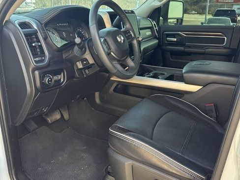 Used 2024 RAM 2500 Laramie w/ Off Road Package image 6