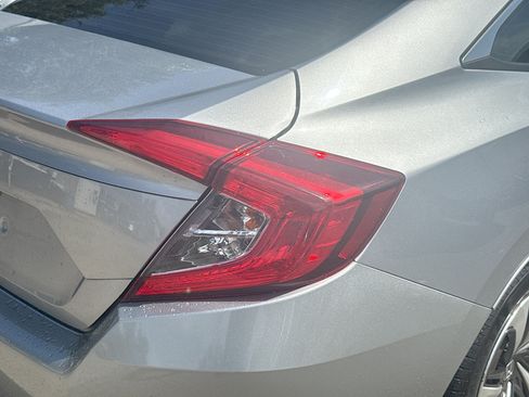 Used 2020 Honda Civic LX image 26
