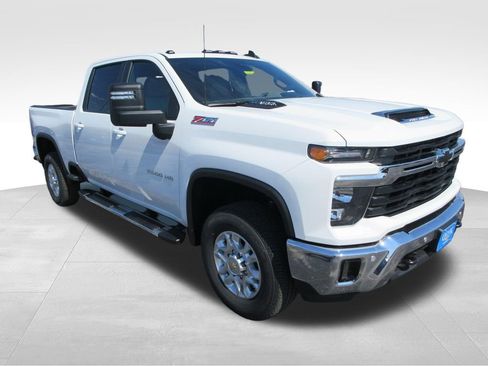 New 2026 Chevrolet Silverado 2500 LT w/ True North Edition image 8