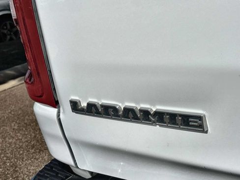 Used 2025 RAM 1500 Laramie AWD/4WD image 15