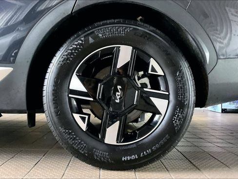 Used 2026 Kia Sportage LX FWD image 31