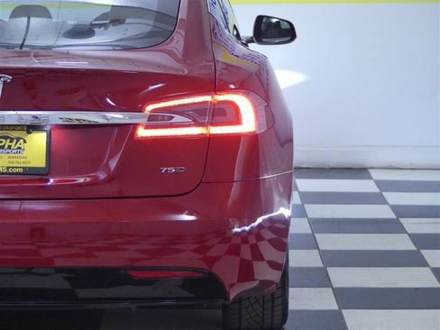 Used 2017 Tesla Model S 75D image 29