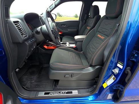 Used 2024 Nissan Frontier PRO-4X w/ Off-Road Protection Package AWD/4WD image 9