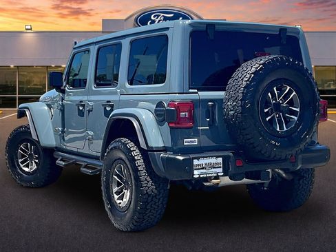 Used 2024 Jeep Wrangler Unlimited Rubicon 392 AWD/4WD image 2