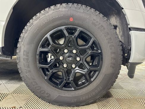 New 2026 Ford F150 Lariat image 16