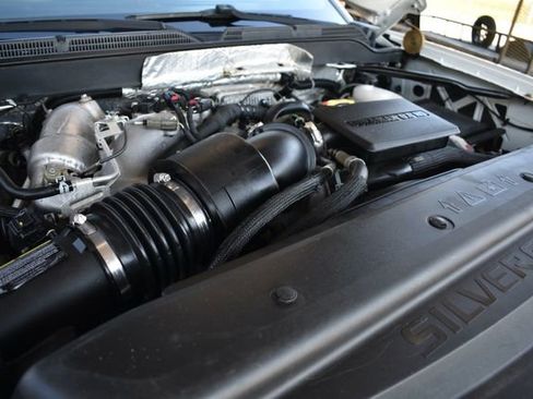 Used 2018 Chevrolet Silverado 2500 W/T w/ WT Convenience Package image 18