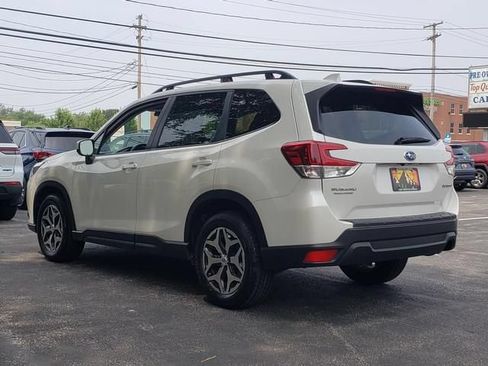 Certified 2023 Subaru Forester Premium AWD/4WD image 6