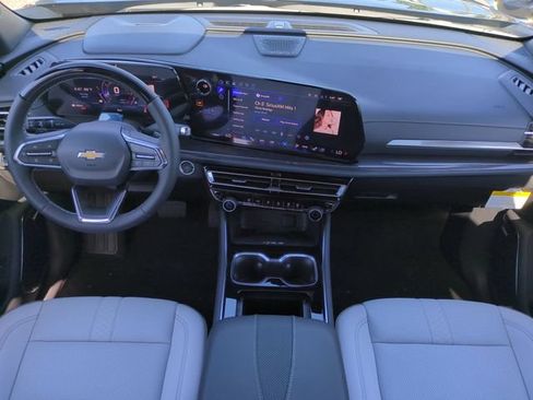 New 2026 Chevrolet Traverse High Country FWD image 15
