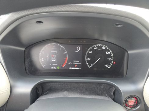 Used 2023 Honda HR-V LX image 25