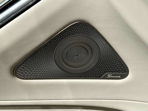 Certified 2022 Mercedes-Benz S 580 4MATIC Sedan w/ Rear Seat Package image 19