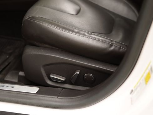 Used 2016 Ford Fusion Titanium AWD/4WD image 19