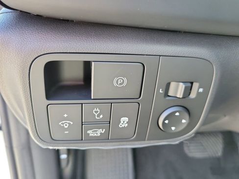 New 2025 Hyundai Ioniq 6 SE image 23
