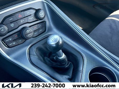 Used 2015 Dodge Challenger R/T Scat Pack w/ Leather Interior Group image 24