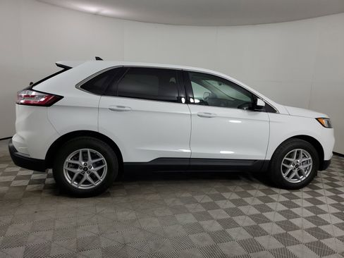 Used 2024 Ford Edge SEL image 12