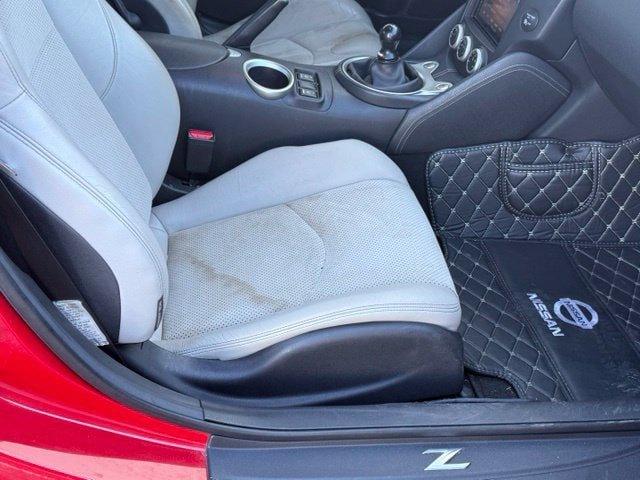 Used 2009 Nissan 370Z Touring w/ Sport Pkg RWD image 14