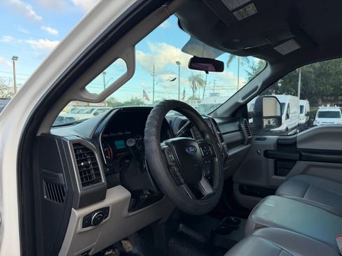 Used 2018 Ford F250 XL w/ Power Equipment Group image 11
