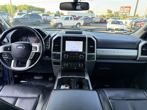 Used 2021 Ford F250 Lariat w/ Lariat Ultimate Package AWD/4WD image 20
