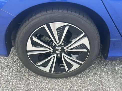 Used 2018 Honda Civic EX-T image 18