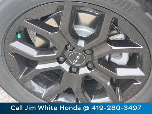 New 2025 Honda Pilot Touring image 21