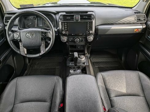 Used 2023 Toyota 4Runner 40th Anniversary SE AWD/4WD image 30