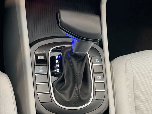 Used 2025 Hyundai Kona SEL image 20