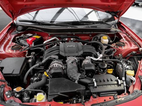 Used 2025 Toyota GR86 Premium w/ ALL Weather Mat Package (TMS) RWD image 41