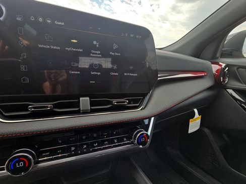 New 2026 Chevrolet Equinox RS w/ Safety and Technology Package FWD image 20