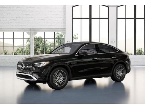 Used 2025 Mercedes-Benz GLC 300 4MATIC image 38