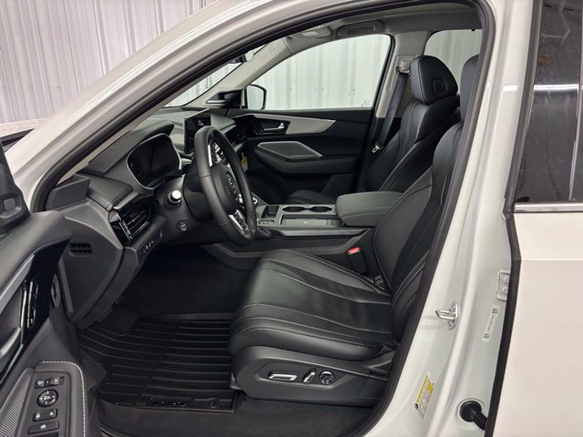 Used 2026 Acura MDX w/ Technology Package FWD image 2