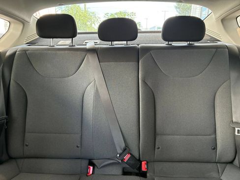 Used 2025 Kia K4 FWD image 39