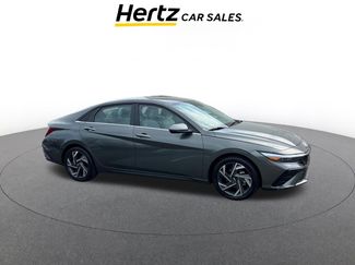 Used 2025 Hyundai Elantra Limited video 1
