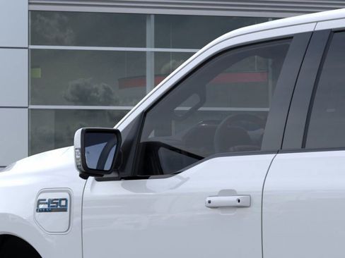 New 2025 Ford F150 Lightning Lariat image 20