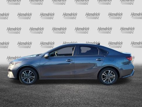 Used 2023 Kia Forte LXS w/ LXS Technology Package FWD image 4