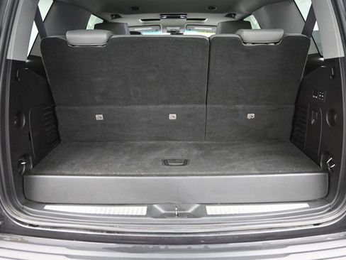 Used 2017 Chevrolet Tahoe LT w/ LT Signature Package AWD/4WD image 12