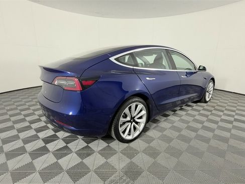 Used 2018 Tesla Model 3 Long Range image 5