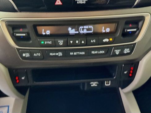 Used 2019 Honda Pilot EX-L image 17