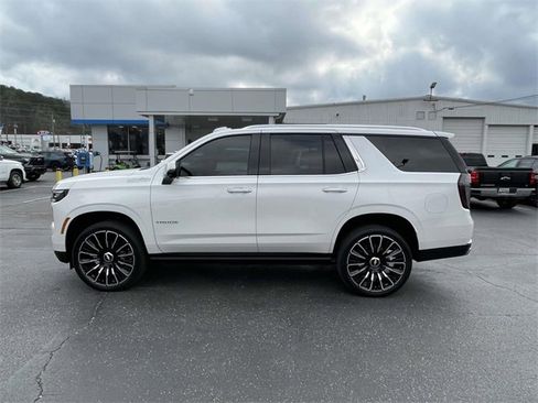Certified 2025 Chevrolet Tahoe High Country image 2