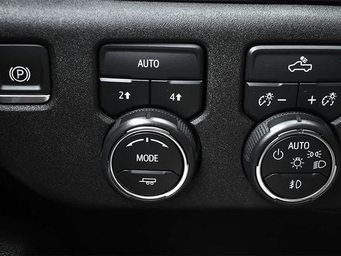 Used 2024 Chevrolet Silverado 1500 RST w/ Protection Package AWD/4WD image 18