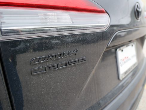 Used 2025 Toyota Corolla Cross AWD Hybrid w/ Convenience Package image 10
