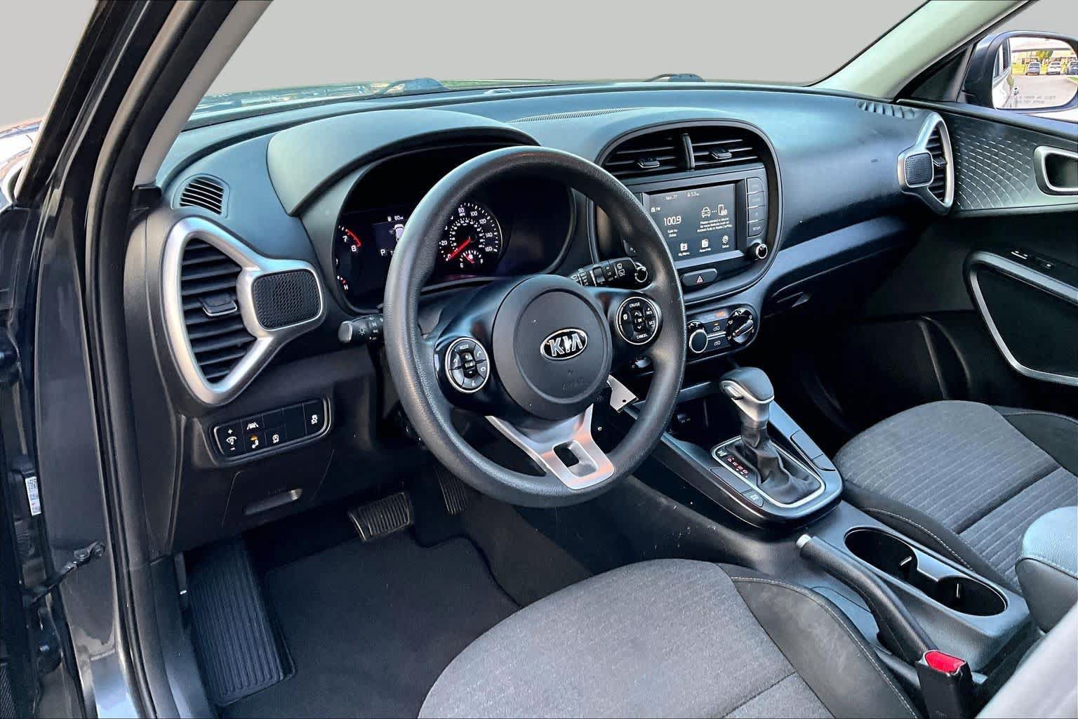Used 2021 Kia Soul S FWD image 18